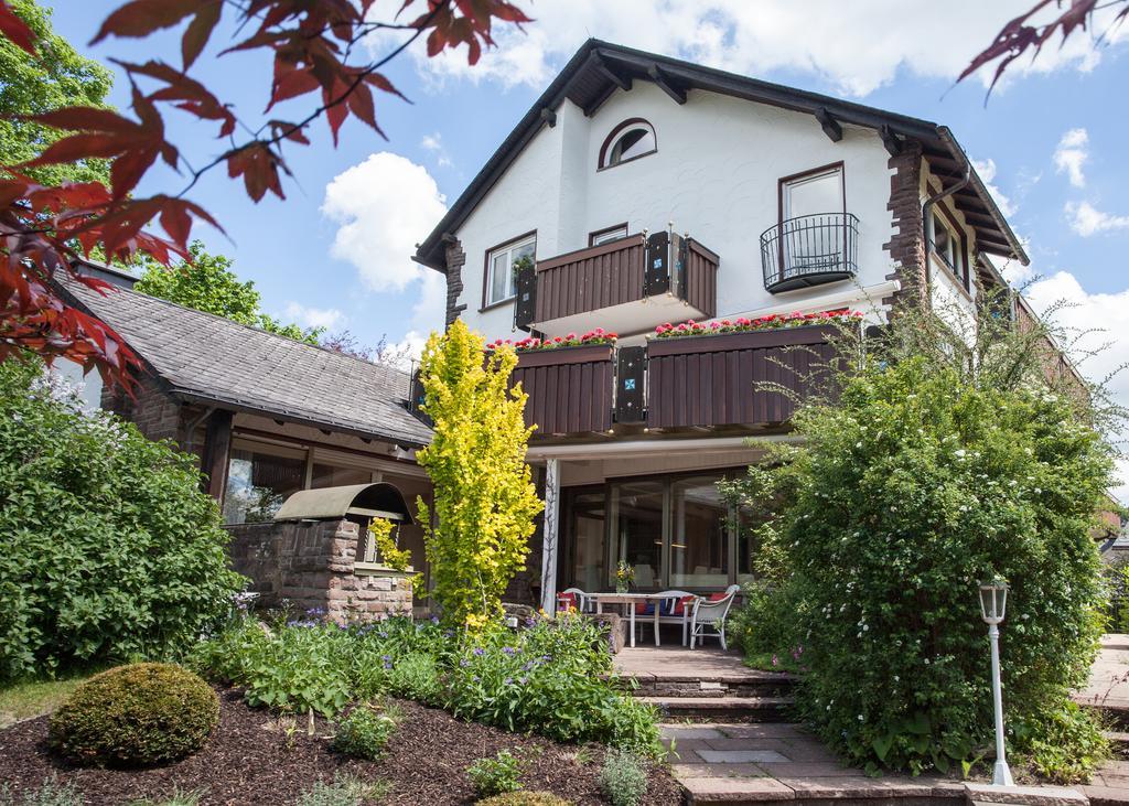 LANDHAUS WIESEMANN Parkappartements&Dependance-Nähe BAHNHOF und ETTELSBERG-TALSTATION Willingen  Extérieur photo
